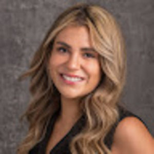 Meet your Posher, Elizabeth